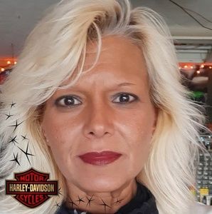 Meet your Posher, Stacy